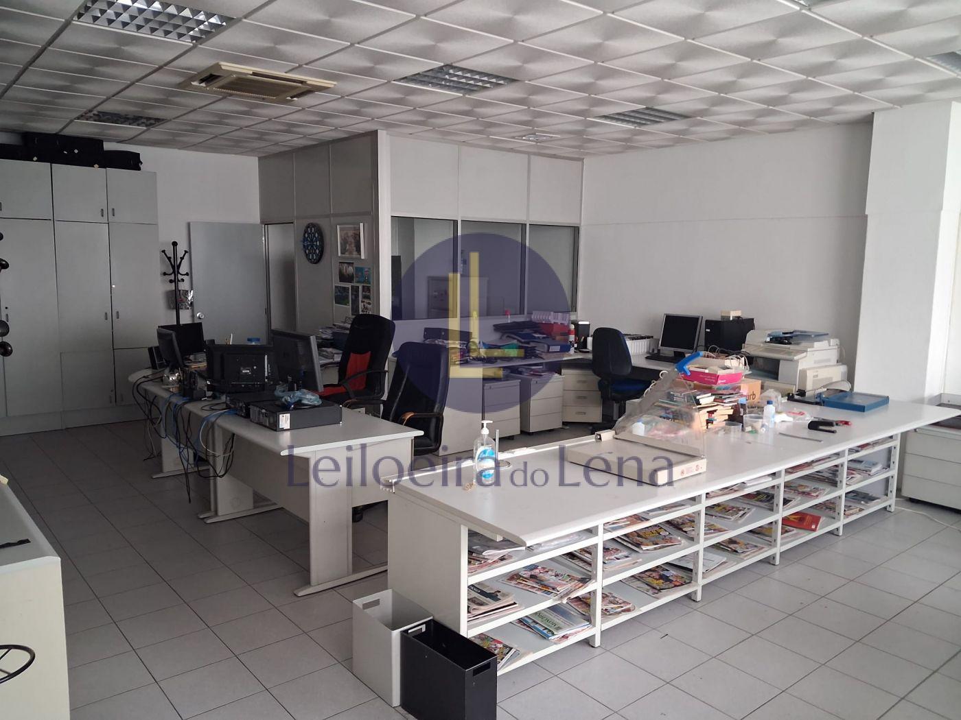 Lote de Equipamento/ mobili&aacute;rio escrit&oacute;rio e equipamento inform&aacute;tico (Proc 1202/26.5T8BRR)