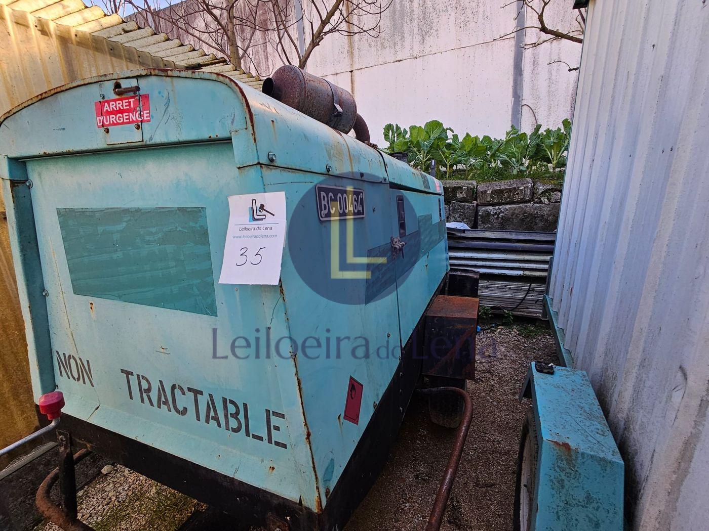 V35 - MAQUINA SOLDAR LINCOLN