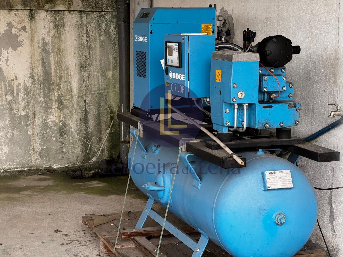 Lote de m&aacute;quinas de costura de cal&ccedil;ado (Proc 2599/24.7T8VRL)